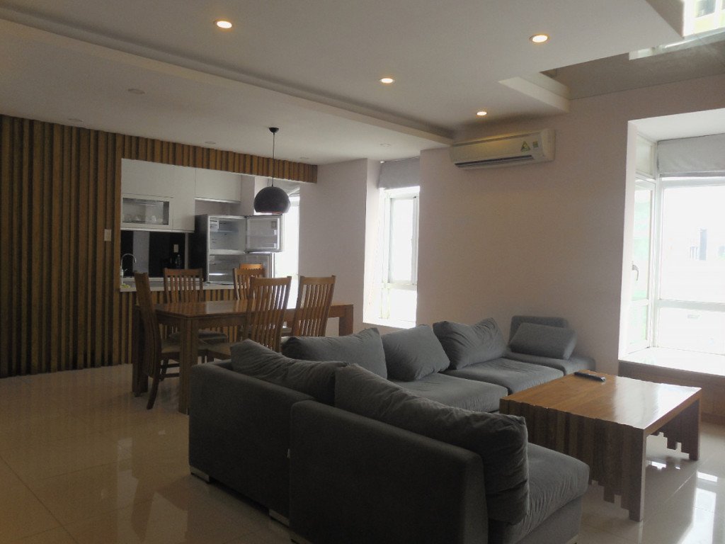 Cho thuê CH Penthouse Sky Garden 3, DT 199,03m2. Nhà đẹp view toàn thành phố. LH 0917 904 889 Ms Duyên.