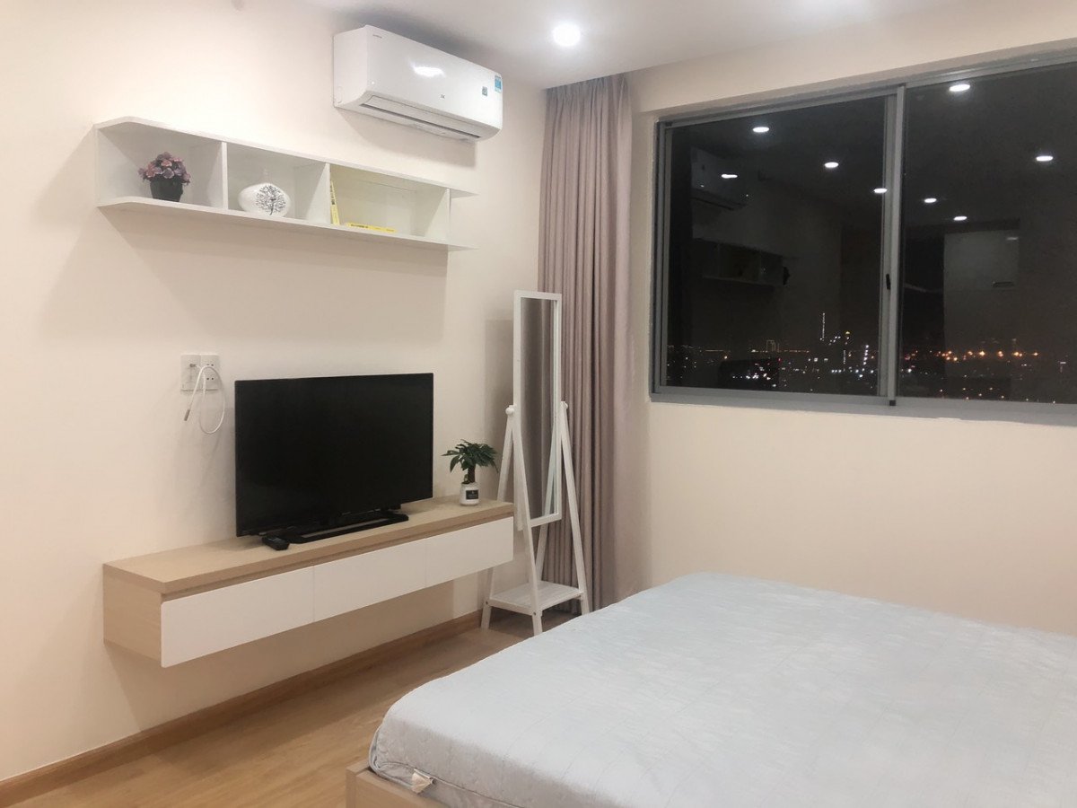 ban-can-ho-chung-cu-Green-Valley (1)