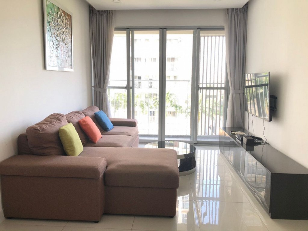 Kẹt tiền bán nhanh căn hộ Scenic Valley 1, 77m2 căn góc 2 phòng ngủ nhà rất đẹp giá 3,950 tỷ. LH: 0938 211 383