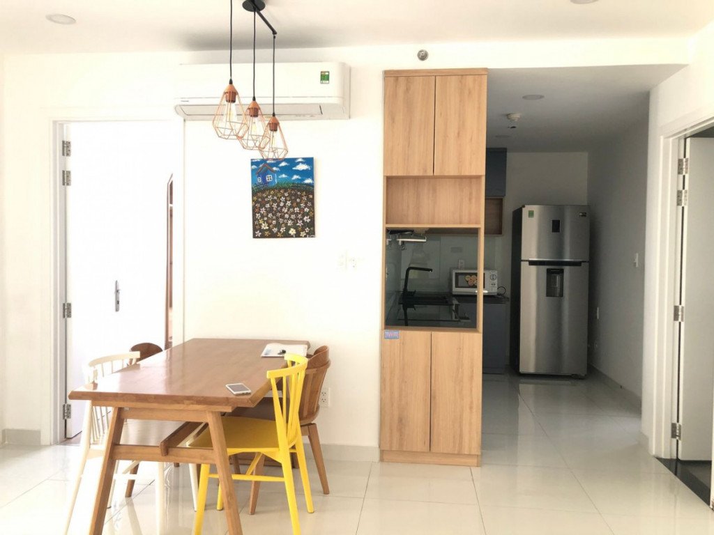 Bán gấp căn hộ Scenic Valley 1, căn góc 77m2, nhà đẹp giá 4,050 tỷ. LH: 0938 211 383