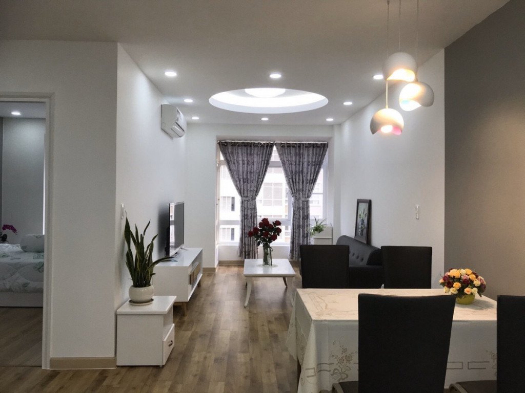 Bán gấp căn hộ Sky Garden 3, 56m2, lầu cao nhà mới rất đẹp. LH: 0938 211 383