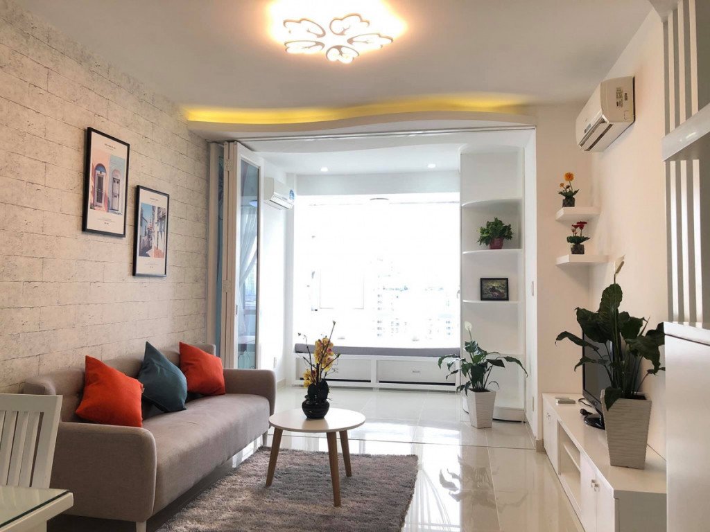 Bán căn hộ Sky Garden 3, 56m2 lầu cao view hồ bơi nhà đẹp xuất sắc giá 2.350 tỷ LH: 0903 684 588