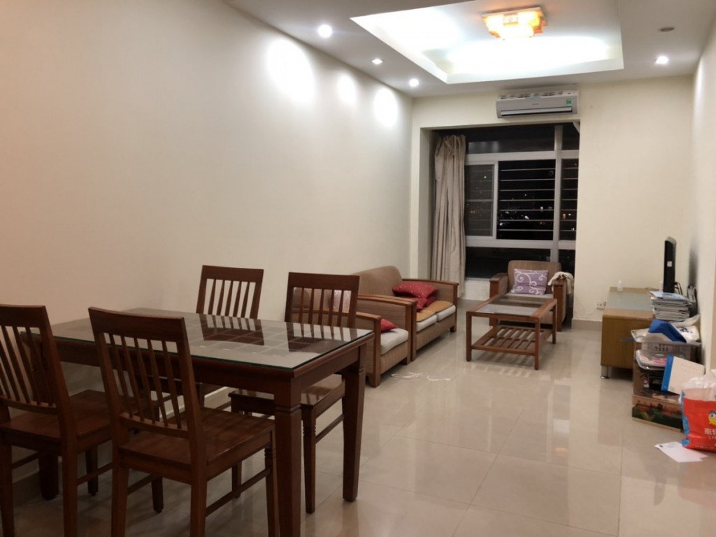 Bán nhanh căn hộ Sky Garden 2, 71m2, lầu cao view nhìn hồ bơi bán 2.3 tỷ LH: 0903 684 588
