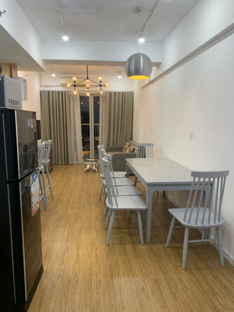 Cho Thuê CH Scenic Valley 1. Nhà Đẹp View Hồ Bơi Giá 800 USD/Tháng. LH 0906 879 489 Trinh