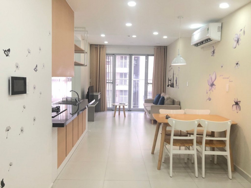 Cho thuê gấp căn hộ Scenic Valley 1, 70m2 2 phòng ngủ đầy đủ nội thất giá 850USD/tháng. LH: 0938 211 383