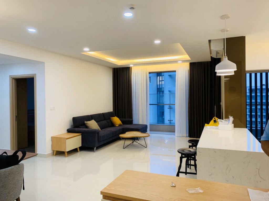 Cho thuê căn hộ Riverpark Premier (Riverpark 2), 122m2, căn góc, view hồ bơi, giá: 2200usd/tháng