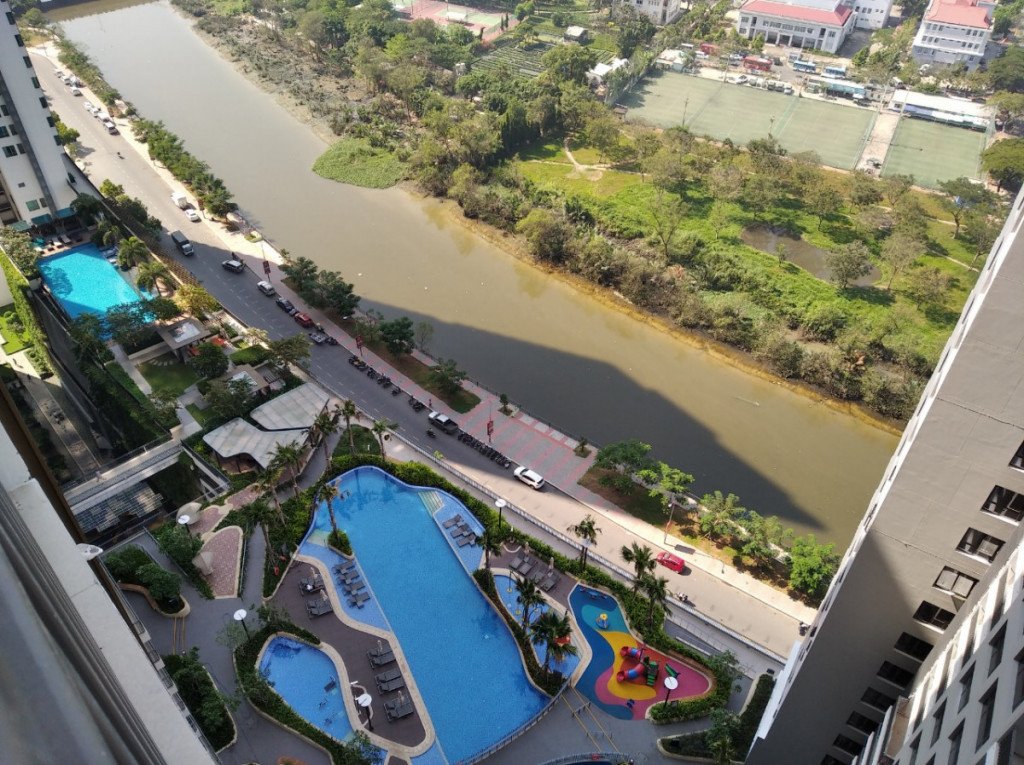Bán gấp căn hộ The View Riviera Point, lầu cao, view hồ bơi, giá 3,950 tỷ
