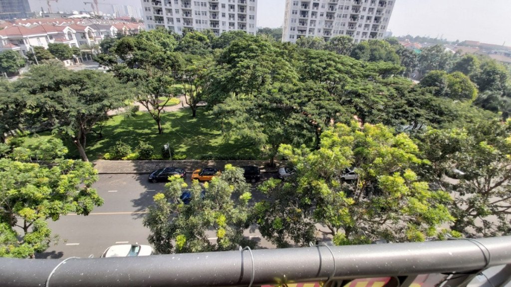 Bán gấp căn hộ Cảnh Viên 3, Phú Mỹ Hưng, 118m2, view công viên, nội thất cao cấp, nhà đang trống, giá: 5,350 tỷ