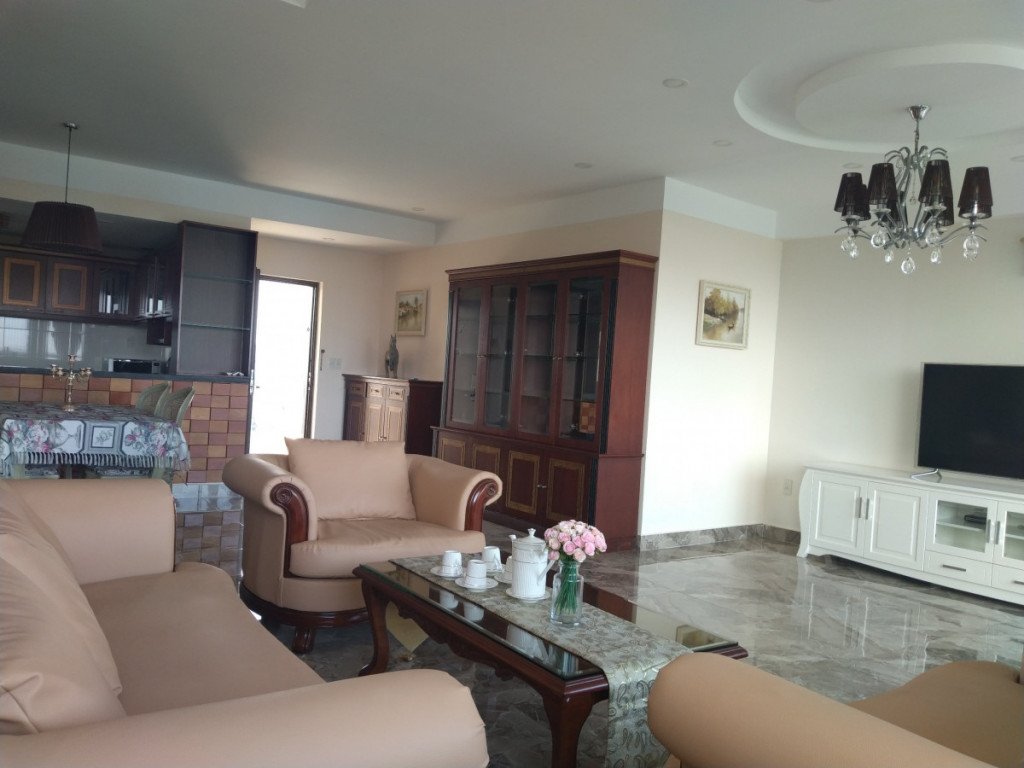 Cần bán căn hộ Grand View C, Phú Mỹ Hưng. DT 147m2 nhà đẹp view sông. Bán giá 7,5 tỷ