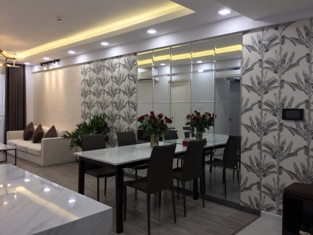 Bán gấp căn hộ Scenic Valley 1, dt 82m2, tầng cao, view hồ bơi rất đẹp, chỉ 4.4 tỷ LH 0902427307