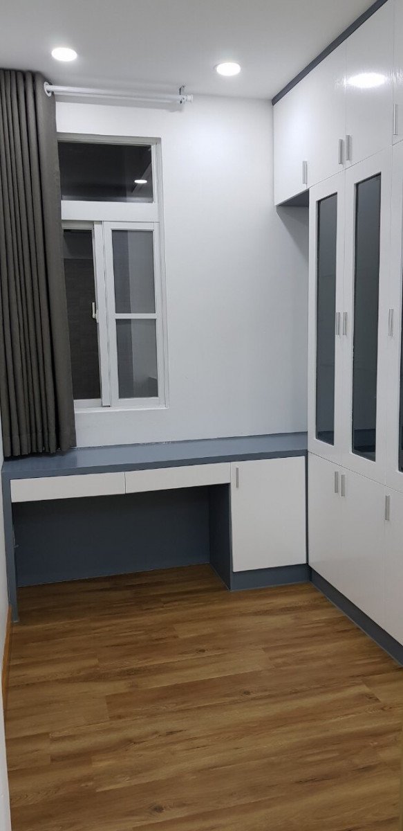 1e9330a053e4abbaf2f5