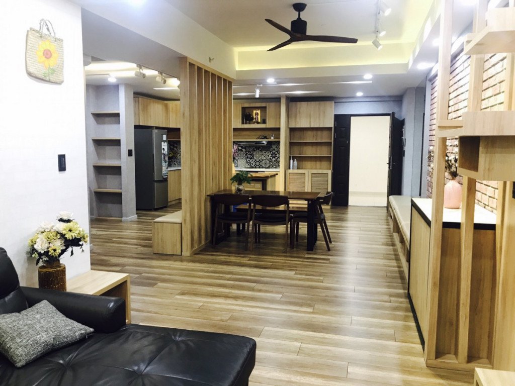 Bán gấp căn hộ Scenic Valley 1, Phú Mỹ Hưng, 107m2, giá: 6,1 tỷ có ô xe ô tô