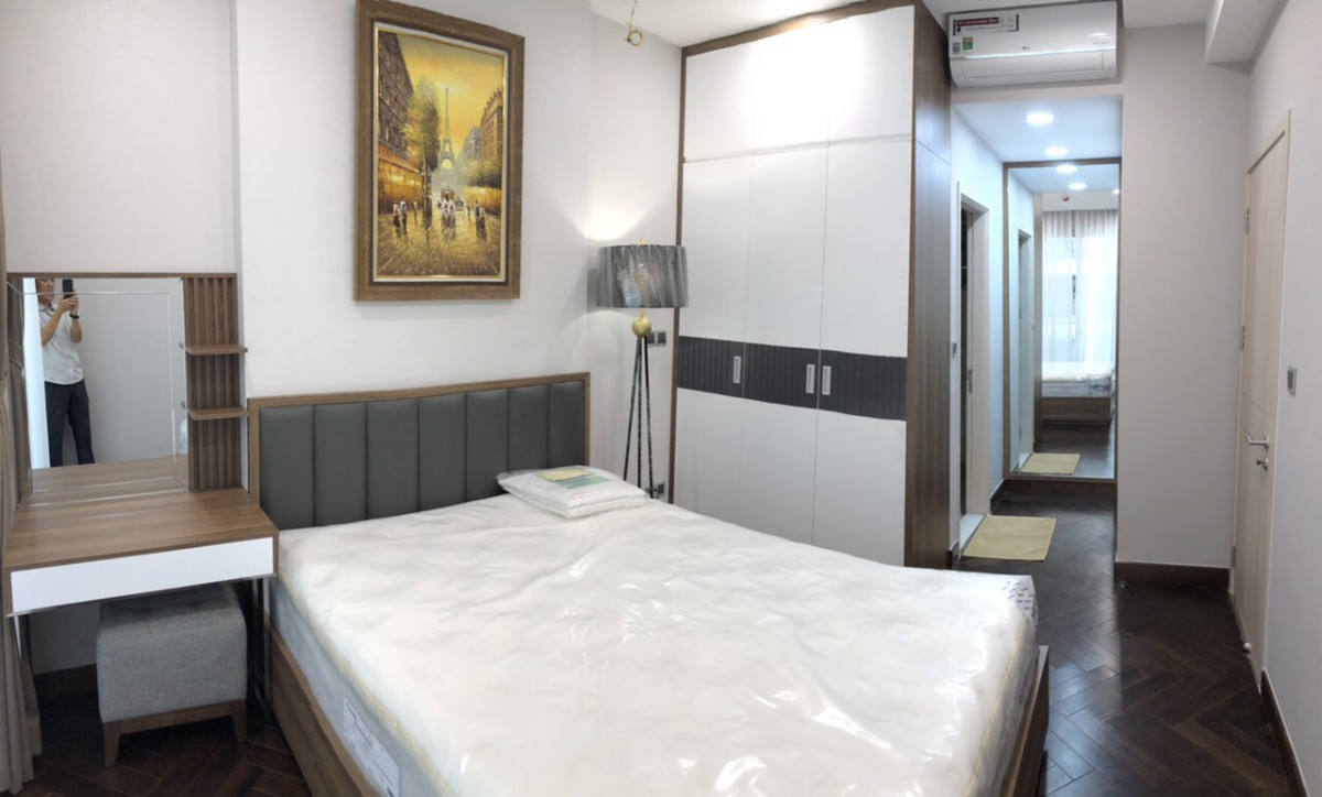 phong-ngu-thiet-ket-ke-hai-hoa-tone-trang-sang