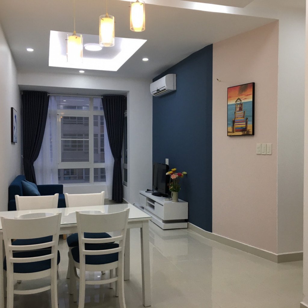 Cho Thuê CH Sky Garden 3. Căn Góc 72m2 Lầu Cao Giá 830 USD. LH 0906 879 489 Trinh