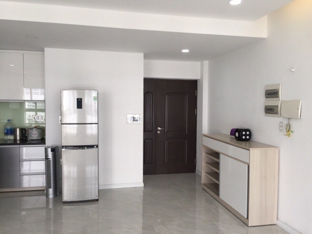 Nợ dí, bán gấp căn hộ Happy Valley dt 116m2, view hồ bơi rất đẹp, chỉ 4.35 tỷ. LH 0902427307