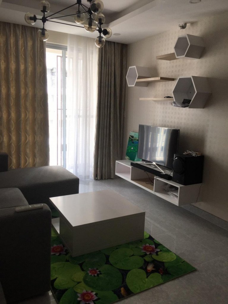 Bán căn hộ chung cư Scenic Valley 1, diện tích 77m2, giá 3.8 tỷ, liên hệ: 0902 894 889.