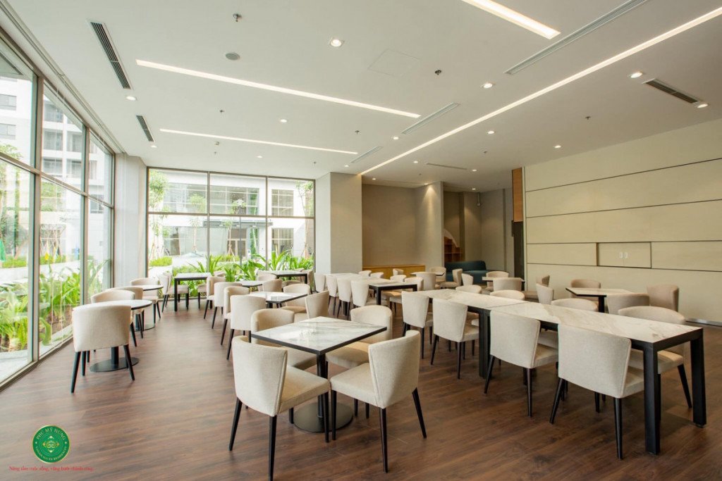 Thu góc căn hộ chung cư SaiGon South Residences, view sông, 75m2, giá 2.790 tỷ, liên hệ: 0902 894 889.