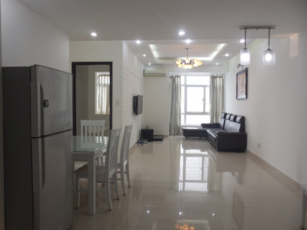 Cho Thuê CH Sky Garden 3. Căn góc DT 80m2 Nhà Đẹp 3 Phòng Giá 850 USD. LH 0906 879 489 Trinh