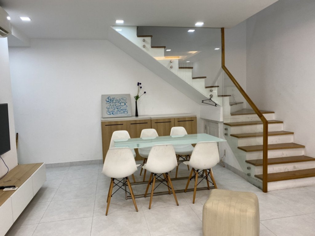 Bán căn hộ Duplex Star Hill, 150m2, giá 6,5 tỷ, nội thất cao cấp
