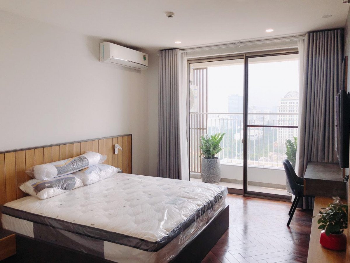 cho-thue-can-ho-midtown-lau-cao-view-song (3)