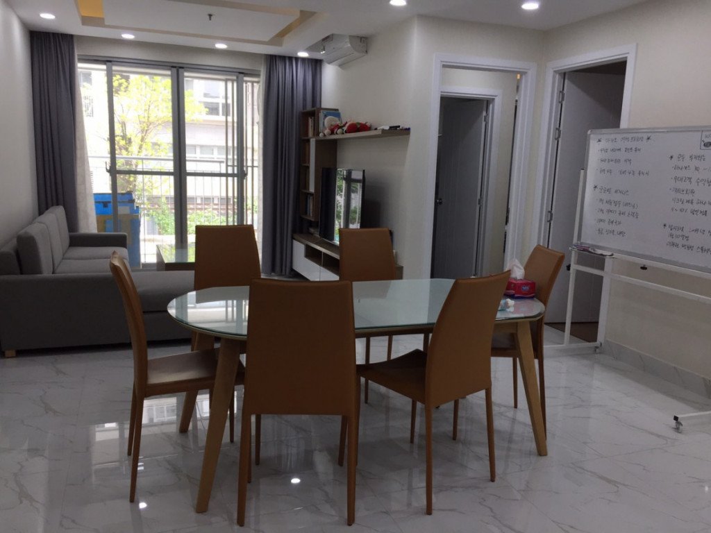 Cho thuê căn hộ Scenic Valley PMH, 2pn, full nội thất, giá 800$/ tháng. LH 0902427307