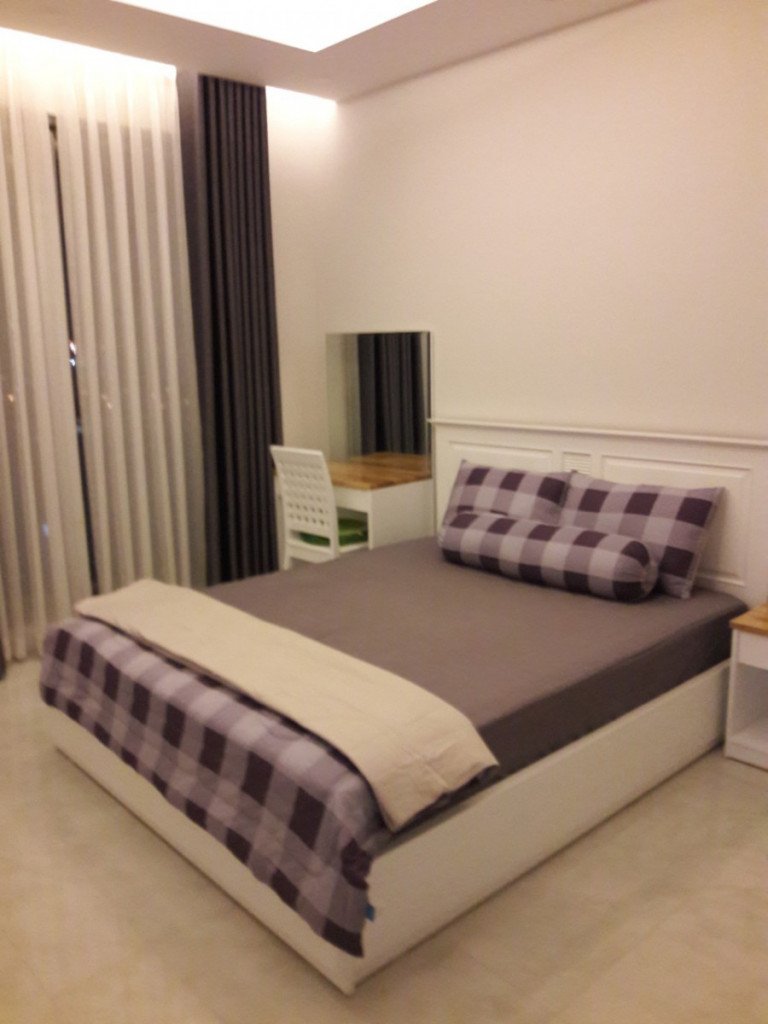 Bán gấp căn hộ Green valley 97m2, view sân golf, lầu cao, full nội thất, giá chỉ 4,5 tỷ. lh: 0838 23 27 23 gặp Đảng