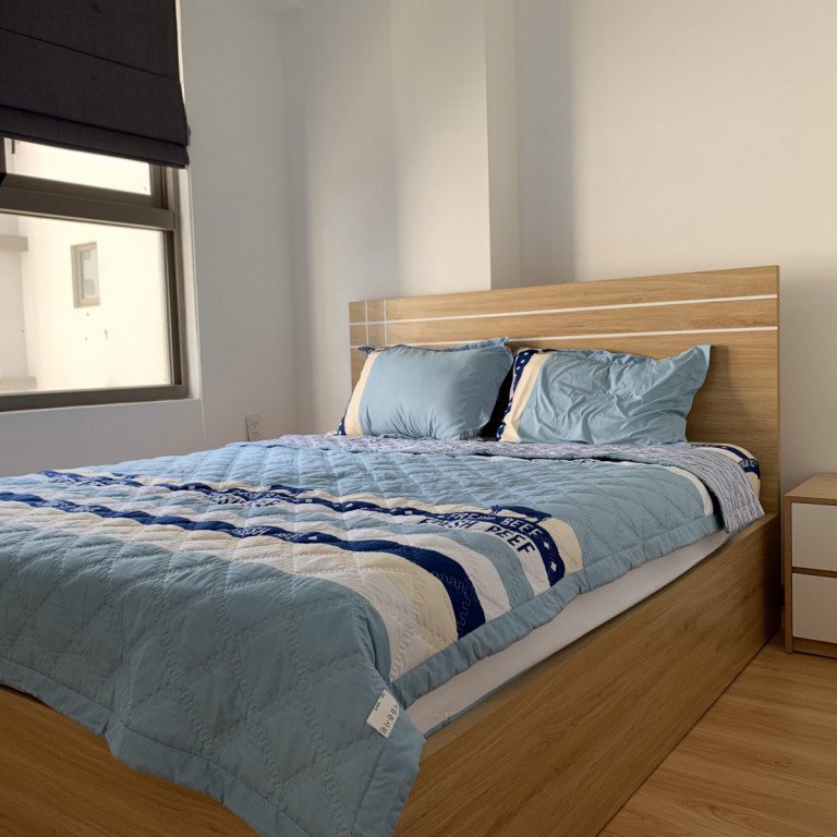 Cho thuê căn hộ chung cư SaiGon South , 02PN, giá 15tr/tháng, liên hệ: 0902 894 889.