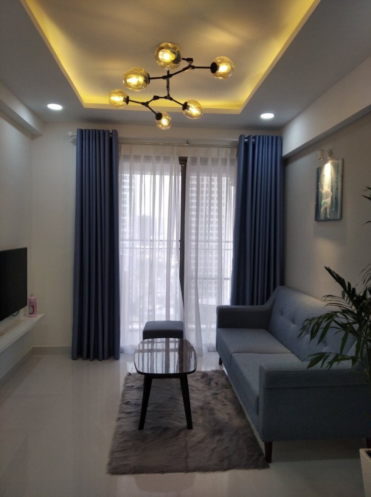 Cho thuê căn hộ chung cư SaiGon South Residences, 02pn, giá 700usd/tháng, liên hệ: 0902 894 889.