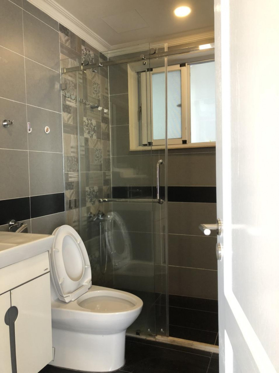 52b75e0b116eea30b37f