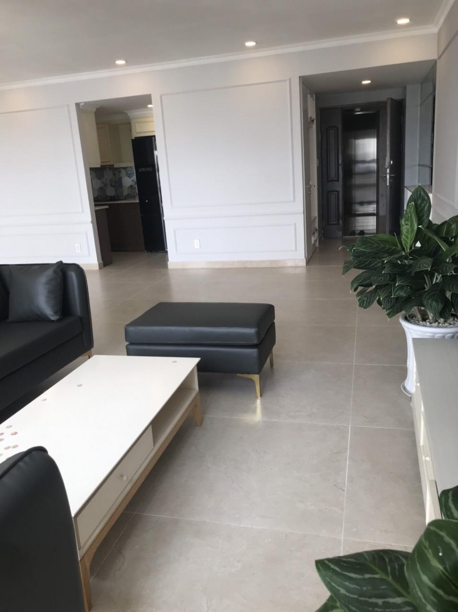 8d5c0c714214b94ae005 (1)