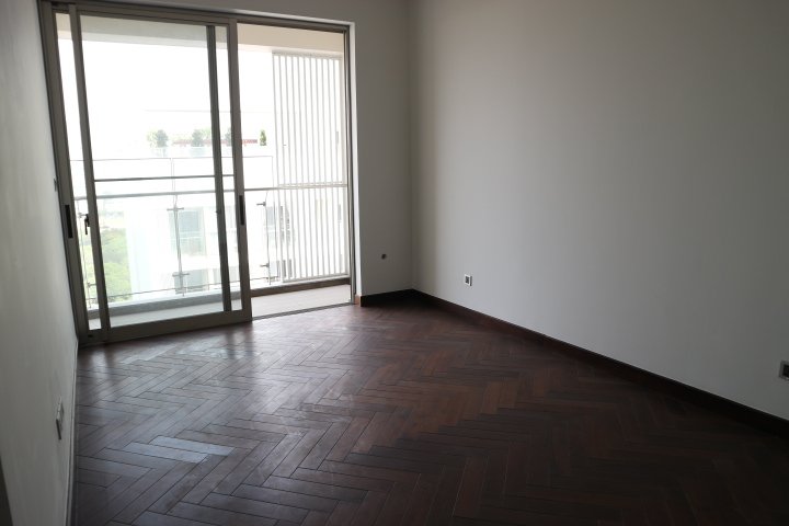 ban-can-ho-midtown-the-symphony-m6-view-song (1)