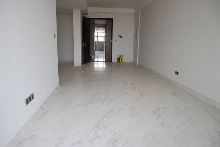 ban-can-ho-midtown-the-symphony-m6-view-song (5)