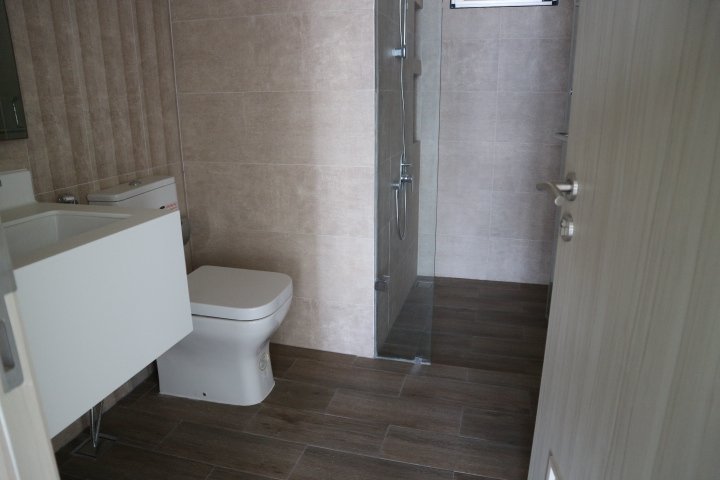 ban-can-ho-midtown-the-symphony-m6-view-song (8)