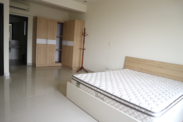 ban-can-ho-riverside-residence-phu-my-hung (1)