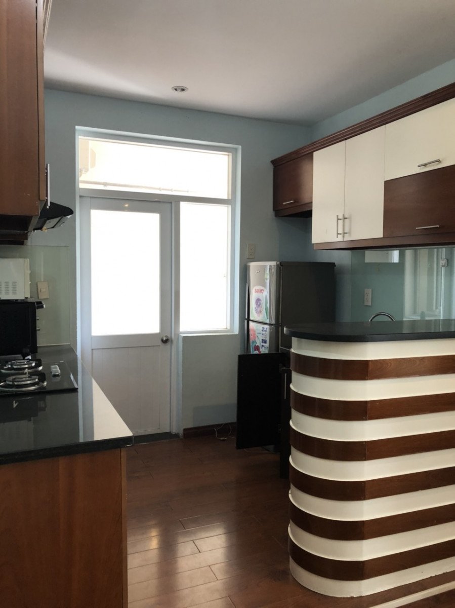 ban-can-ho-sky-garden (2)