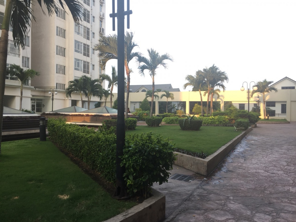 ban-can-ho-sky-garden (4)