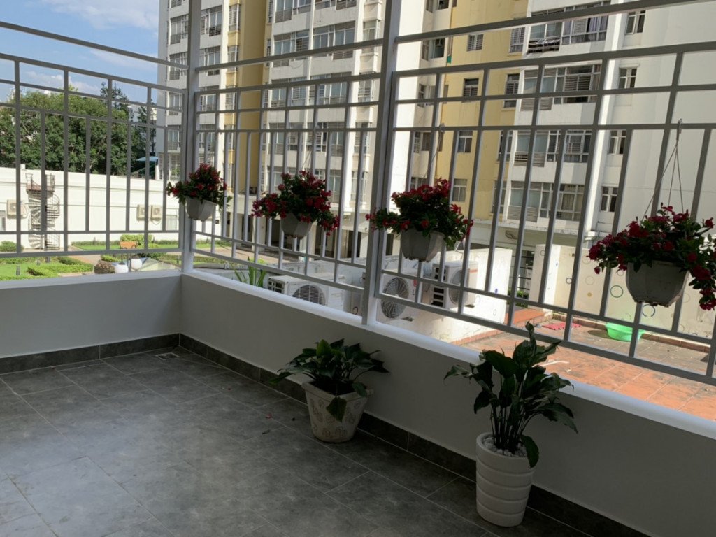 Cho thuê căn hộ Sky Garden, Phú Mỹ Hưng, Quận 7, đầy đủ nội thất, giá: 13tr/tháng