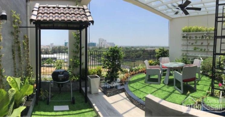 Bán gấp căn hộ Penthouse Star Hill PMH, dt 290m2, nhà đẹp lung linh, view cực đỉnh. Chỉ 12 tỷ. LH 0902427307