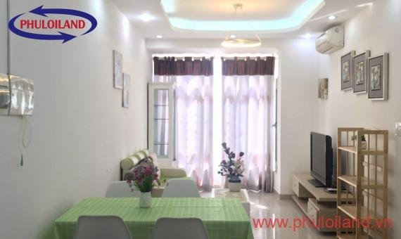 Chuyển nhượng lại căn hộ Sky Garden 3. Căn góc 72m2 Nhà Đẹp View Đẹp 3 Phòng. Giá rẻ 2,880 Tỷ. LH 0906 879 489 Trinh