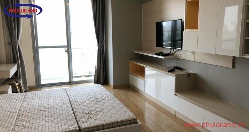 Bán nhanh căn hộ chung cư Scenic Valley 1, 133m2, view golf, giá 7.8 tỷ, liên hệ: 0902 894 889 Ms Phượng.