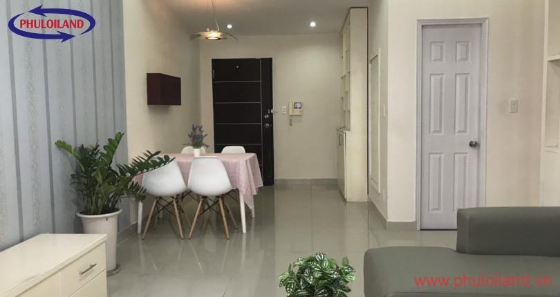 Bán nhanh căn hộ Sky Garden 3. DT 70m2 lầu cao view biệt thự, Đủ Nội Thất. Giá 2,650 Tỷ (TL). LH 0906 879 489 Trinh