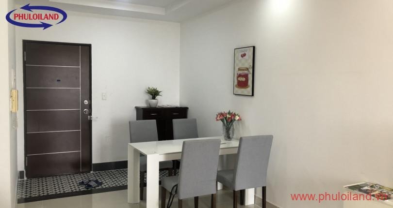 Bán nhanh trước tết căn hộ Sky garden 3. DT 56m2 View Bitexco. Nhà Đẹp Giá 2,370 Tỷ. LH 0906 879 489 Trinh