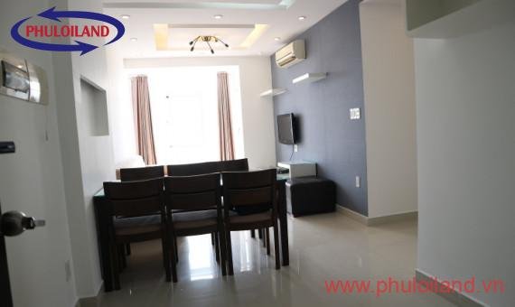 Bán gấp căn hộ Sky Garden 3, căn góc, view hồ bơi, đẹp nhất dự án