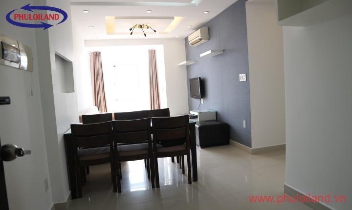 Bán gấp căn hộ Sky Garden 3, căn góc, view hồ bơi, đẹp nhất dự án