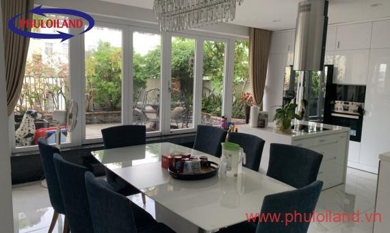 Bán gấp hai căn Penthouse Sky Garden 2, Phú Mỹ Hưng, 257m2 giá 6,5ty và 337m2, giá 10 tỷ