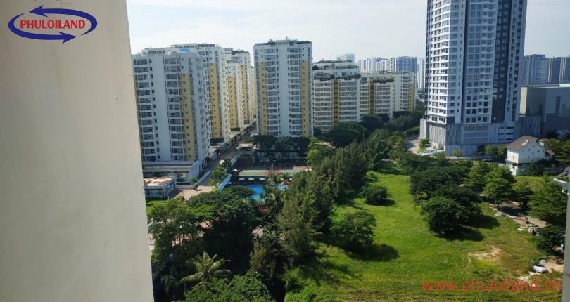 Bán nhanh trong tuần căn hộ Sky Garden 3. DT 70m2 View Hồ Bơi. Giá 2,8 Tỷ. LH 0906 879 489 Trinh