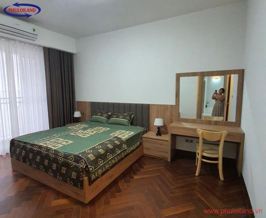 m5.2 900x738 - Cần bán CH MIDTOWN M5.Dtich 131m2 3PN 3WC.Nhà đẹp full nt cao cấp,tầng trung cửa hướng ĐN.Gía 8,5 tỷTL(CÓ THỂ BÁN CHO NNN).0909733696 Thủy Tiên