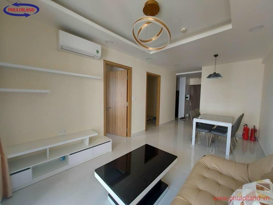 Ban can ho chung cu SaiGon South Nguyen Huu Tho Nha Be 3 - Chỉ 3.7 tỷ sở hữu căn hộ 75m2 + 01 ô đậu xe ô tô, view hồ bơi , liên hệ: 0902 894 889 Ms Phượng.