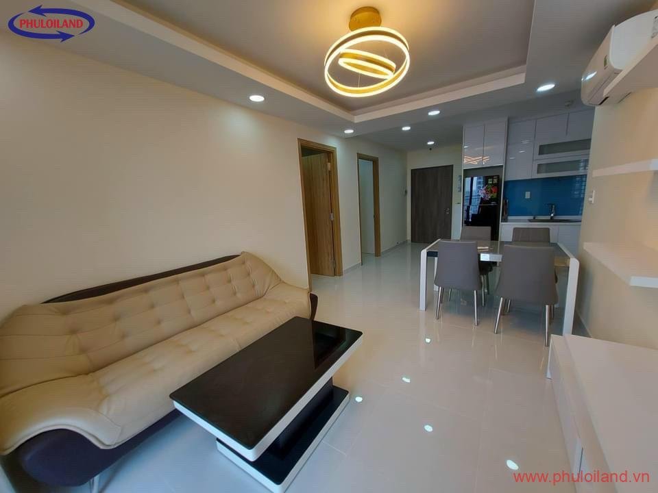 Ban can ho chung cu SaiGon South Nguyen Huu Tho Nha Be 4 - Chỉ 3.7 tỷ sở hữu căn hộ 75m2 + 01 ô đậu xe ô tô, view hồ bơi , liên hệ: 0902 894 889 Ms Phượng.