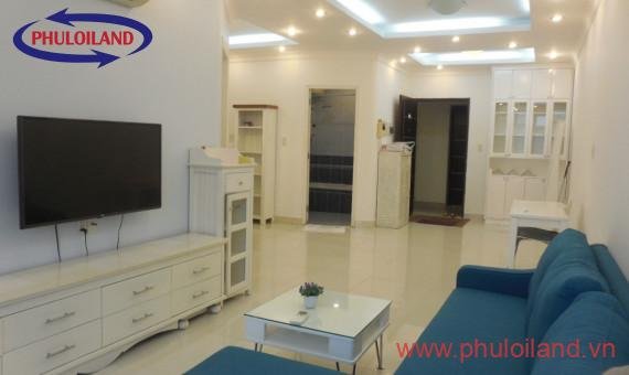 Bán nhanh căn hộ Sky garden 3. DT 56m2 View Trưc diện hồ bơi siêu đẹp. Giá 2,3 Tỷ. LH 0906 879 489 Trinh